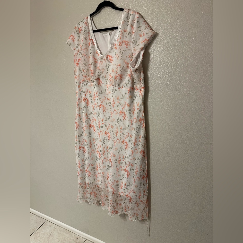 Vintage Jody California Plus Size Floral Short Sleeve Maxi Dress - Size 24
B3